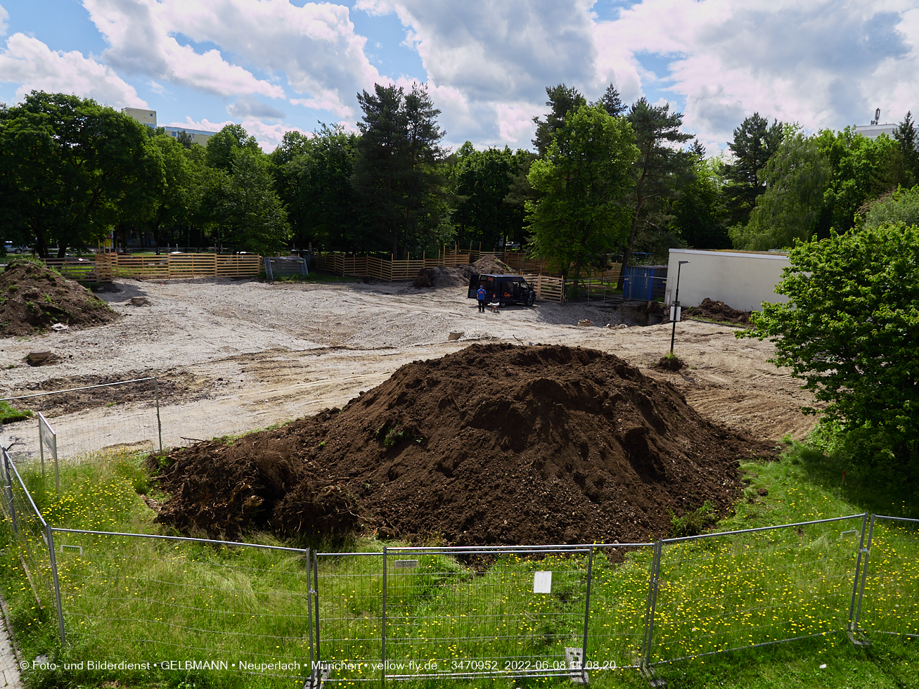 08.06.2022 - Baustelle zur Mütterberatung und Haus für Kinder